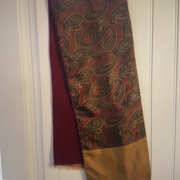 Christian Dior 100% Silk & Fine Wool Scarf From Italy - Picture 5 of 8